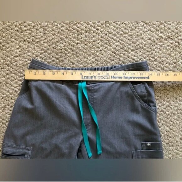 FIGS grey scrubs pants size XS - Picture 5 of 7
